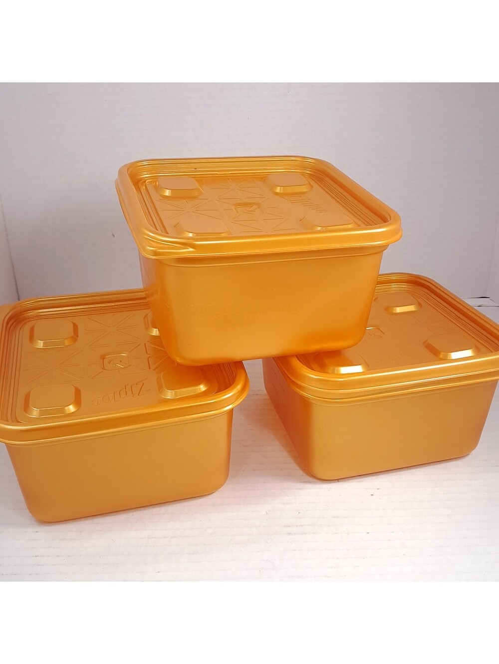 Ziploc plastic Containers Gold Medium Square 5 cup x3 Limited Edition Holiday
